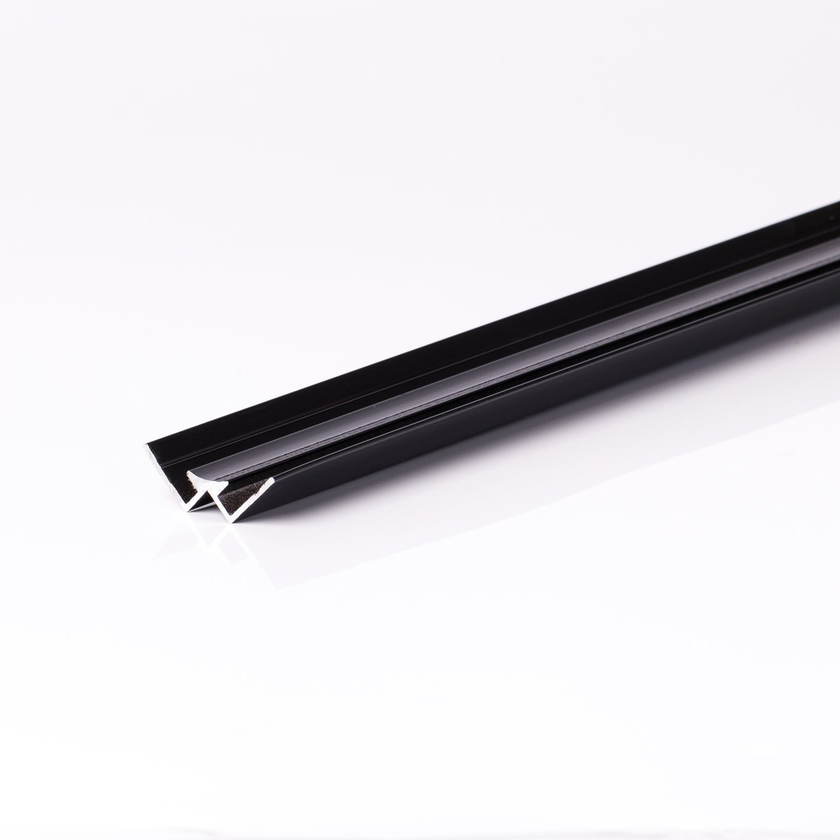 8mm Aluminium Internal Corner Trim - 2.7m